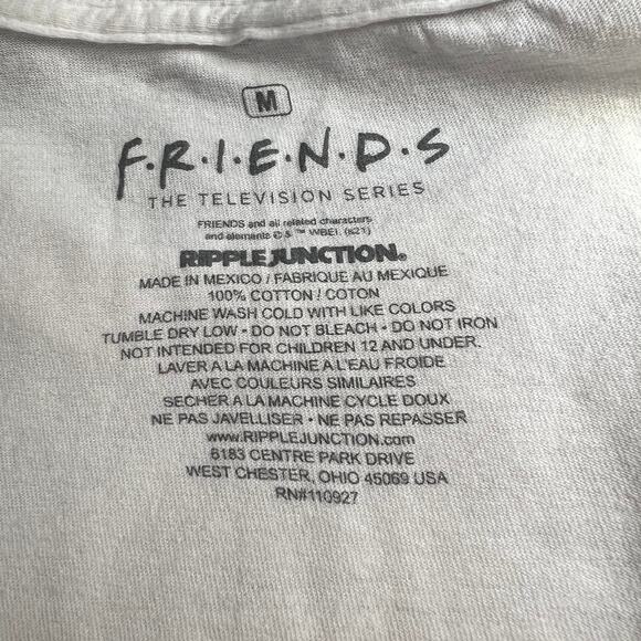 F.R.I.E.N.D.S Branded Central Perk Tee Shirt M   90s Television - Picture 4 of 4